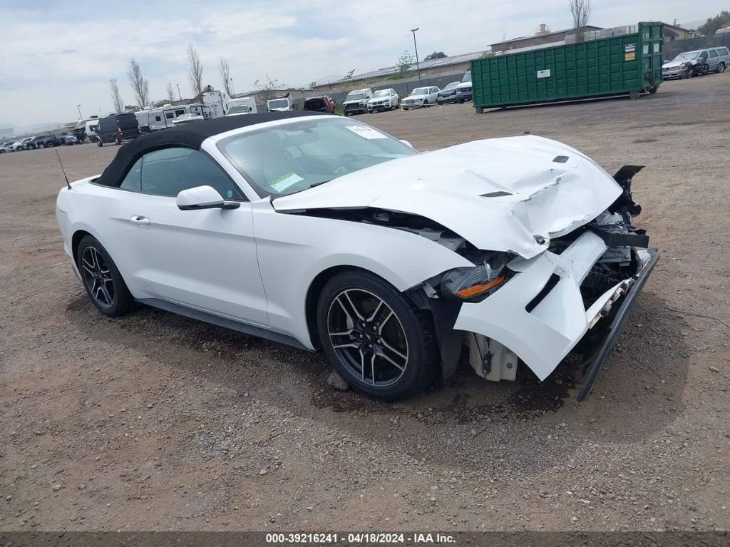 1FATP8UH6J5110066-2018-ford-mustang