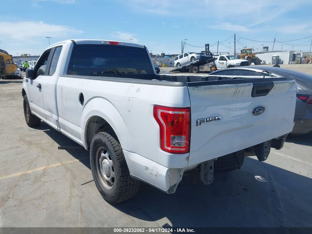 1FTEX1CP0GKF55738-2016-ford-f-150-2