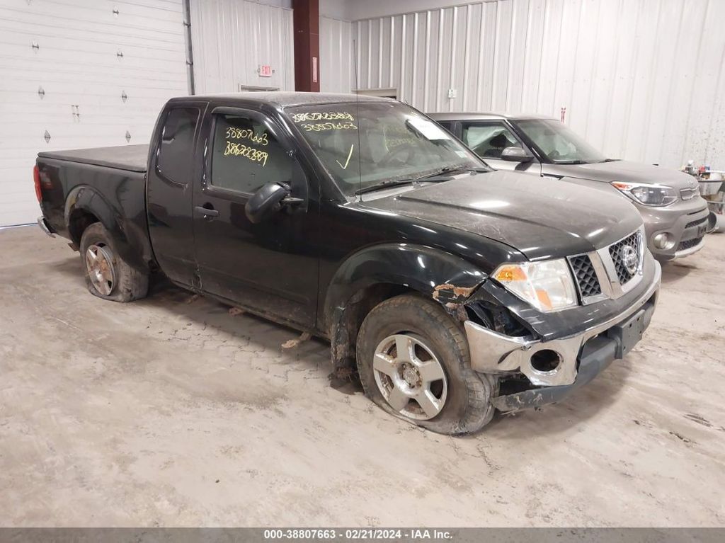 1N6AD06W78C439952-2008-nissan-frontier-0