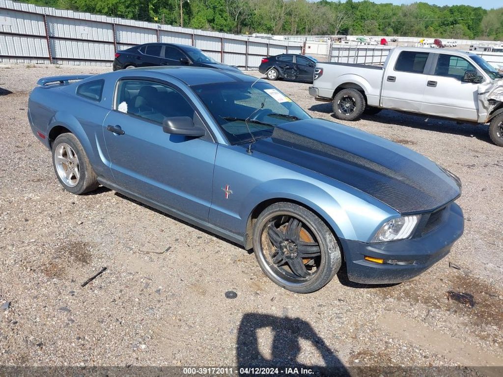 1ZVFT80N765249514-2006-ford-mustang