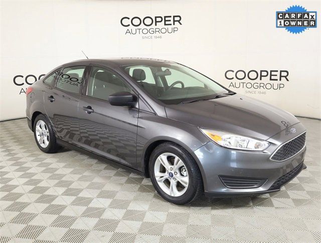 1FADP3E2XJL204318-2018-ford-focus-0
