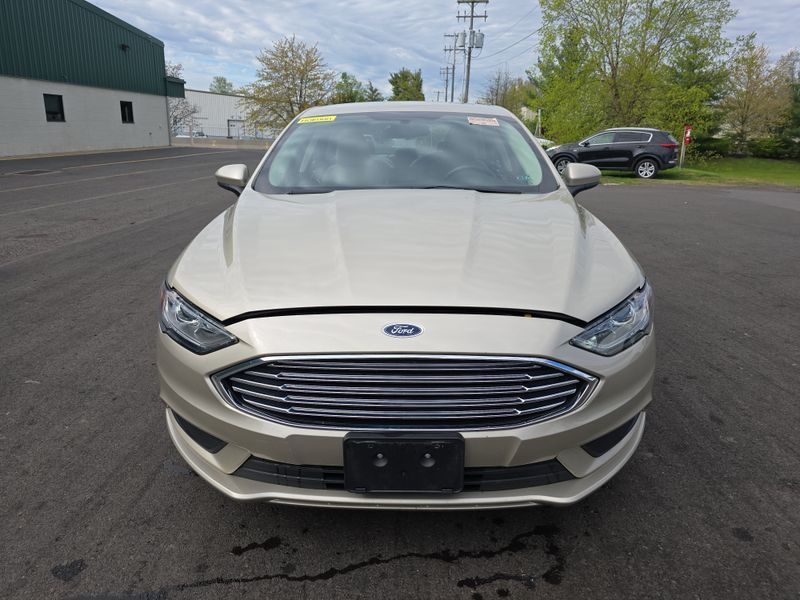 3FA6P0G7XJR147135-2018-ford-fusion