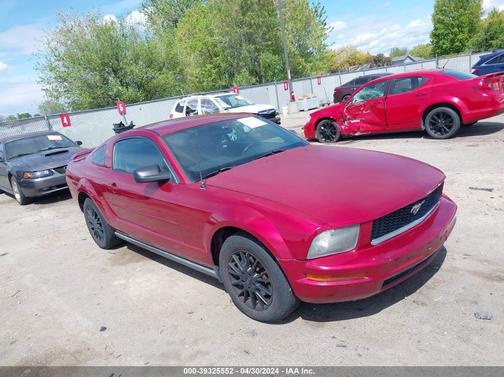 1ZVFT80N865193809-2006-ford-mustang