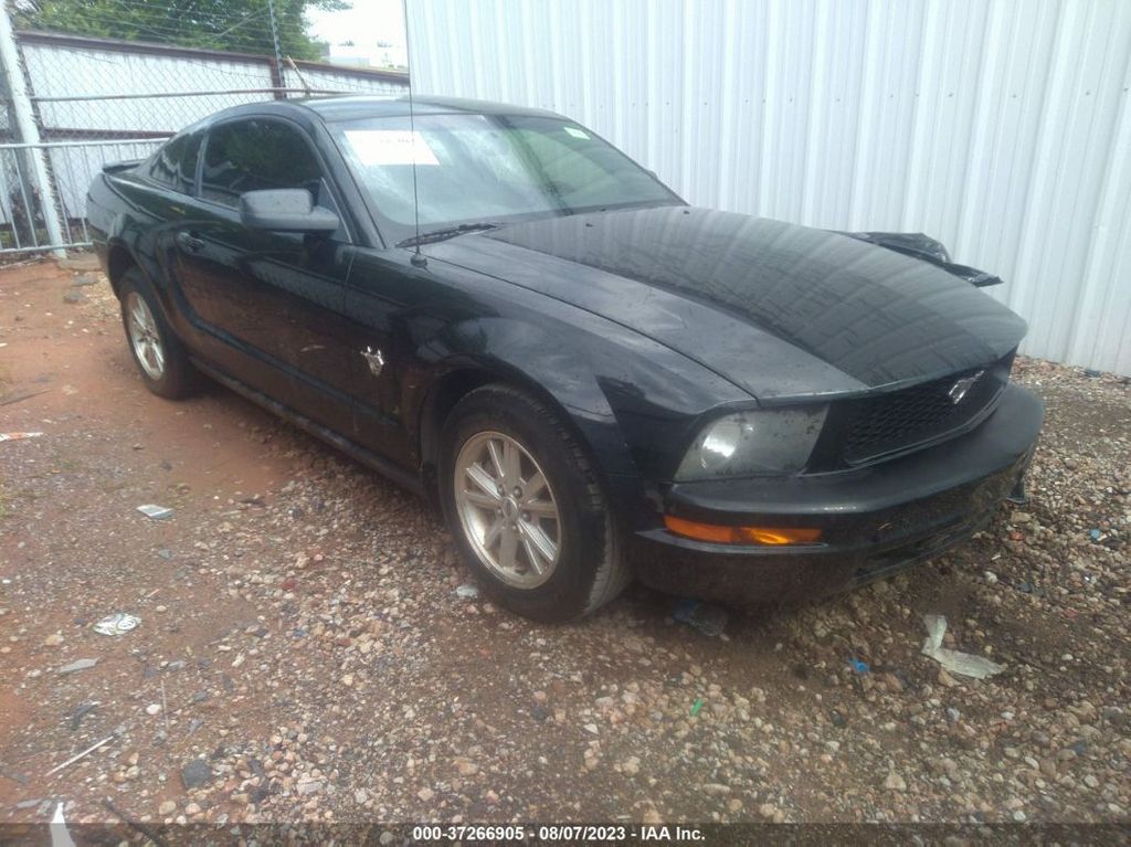 1ZVHT80N995131901-2009-ford-mustang