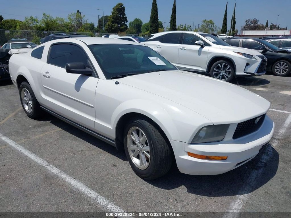 1ZVFT80N975294360-2007-ford-mustang
