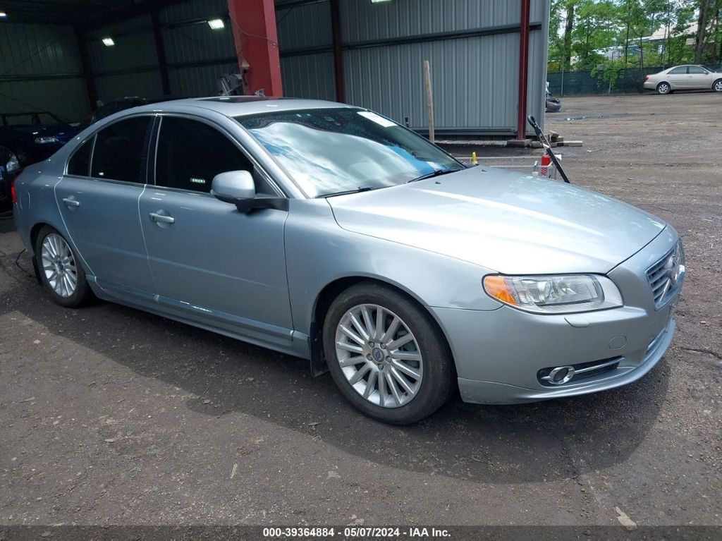 YV1952AS4D1167704-2013-volvo-s80
