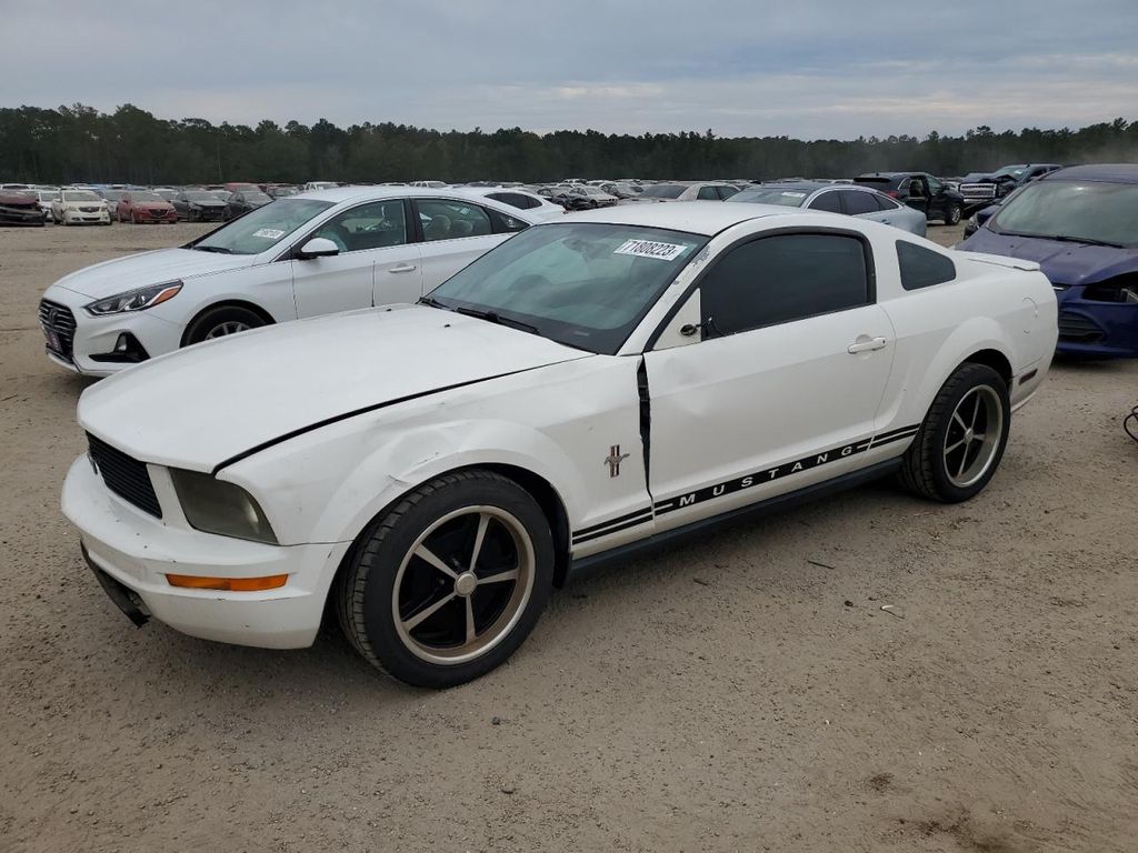 1ZVFT80N975263819-2007-ford-mustang