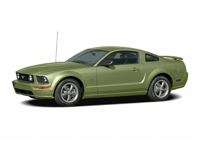1ZVFT80NX65200016-2006-ford-mustang