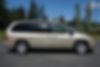 1C4GP54L8YB655101-2000-chrysler-town-and-country-1
