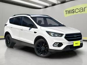 1FMCU0GD3JUD50271-2018-ford-escape