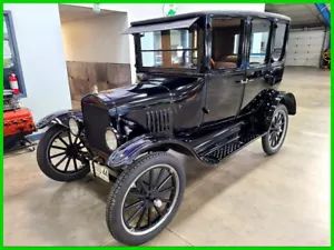 8682448-1923-ford-model-t-0