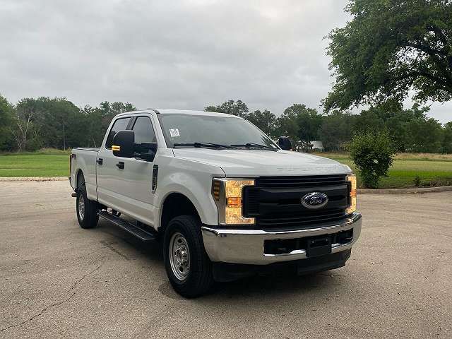 1FT7W2B65JED05928-2018-ford-f-250