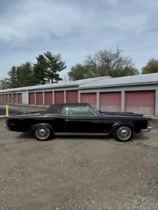 ABCD1234567890987-1970-lincoln-continental