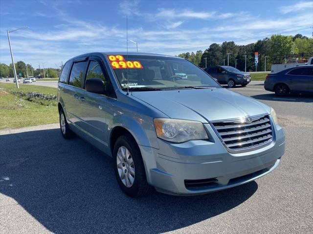 2A8HR44E09R515761-2009-chrysler-town-and-country