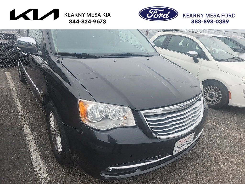 2C4RC1CG5FR741899-2015-chrysler-town-and-country