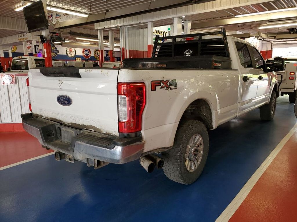 1FT7W2BT9JEC45934-2018-ford-f-250-2