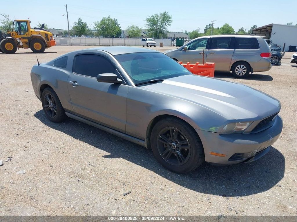 1ZVBP8AN5A5105499-2010-ford-mustang