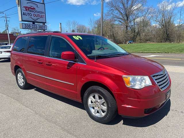 2A8HR54159R572699-2009-chrysler-town-and-country
