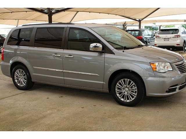 2C4RC1CGXFR646660-2015-chrysler-town-andamp-country