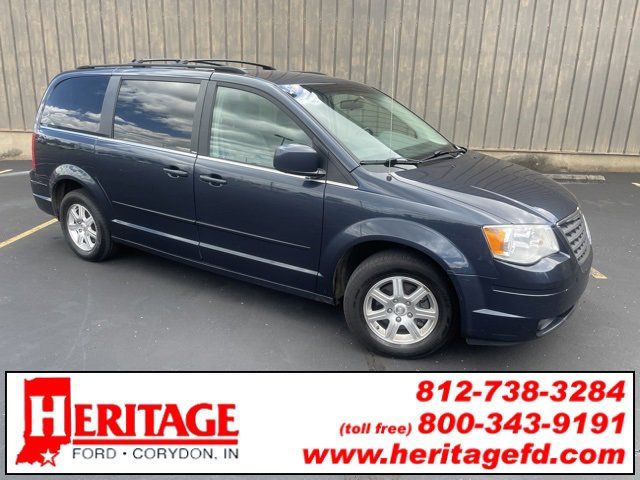 2A8HR54PX8R115065-2008-chrysler-town-and-country