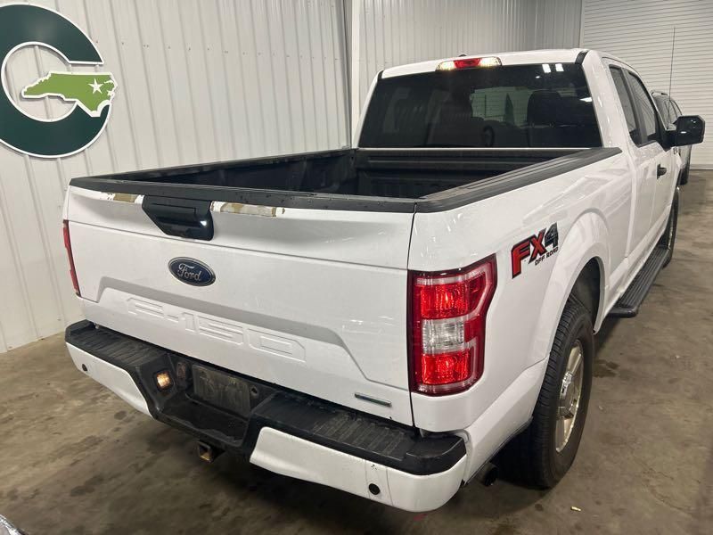 1FTEX1EP3JKE84118-2018-ford-f-150-2