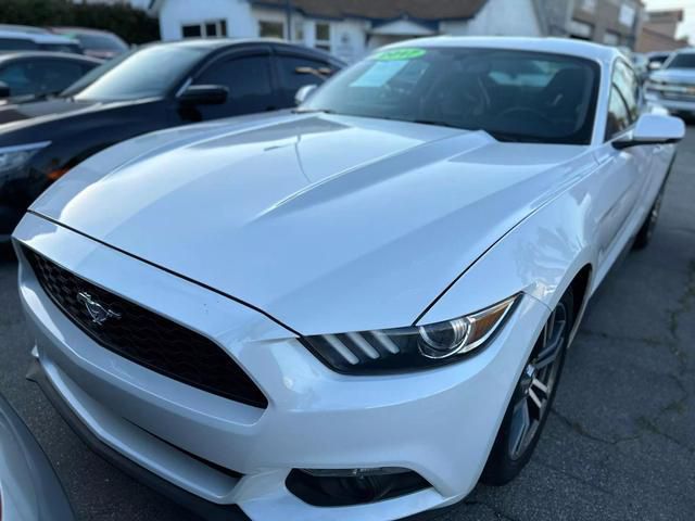 1FA6P8TH1H5358685-2017-ford-mustang