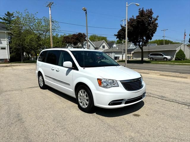 2C4RC1BGXER365250-2014-chrysler-town-and-country