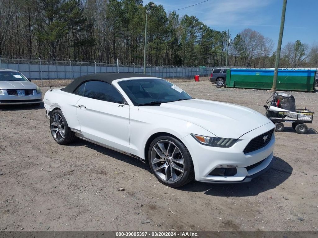 1FATP8UH2F5411571-2015-ford-mustang