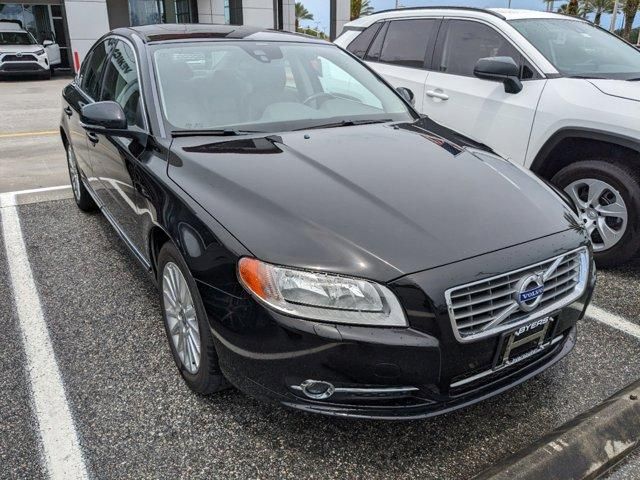 YV1952AS5D1165959-2013-volvo-s80