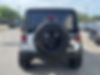 1C4BJWDG6JL875809-2018-jeep-wrangler-jk-unlimited-2