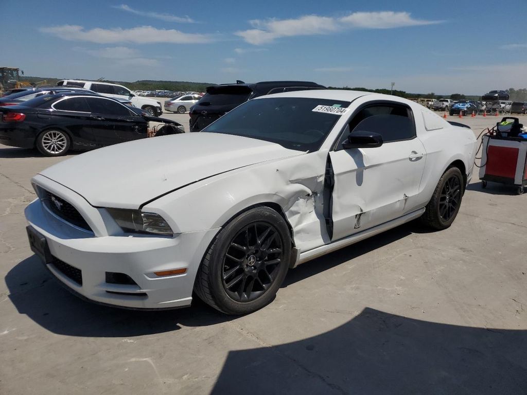 1ZVBP8AM0E5320253-2014-ford-mustang-0