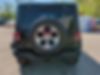 1C4BJWFG5HL560703-2017-jeep-wrangler-2