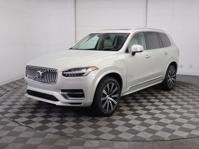 YV4BR0CL5M1698672-2021-volvo-xc90-recharge-plug-in-hybrid