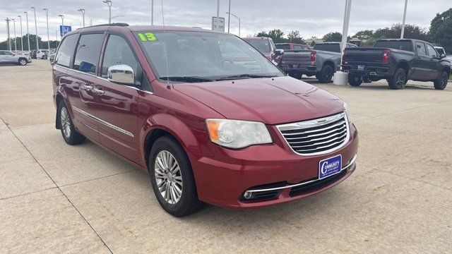 2C4RC1CG1DR753416-2013-chrysler-town-and-country-0