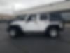 1C4BJWDG0JL827660-2018-jeep-wrangler-2