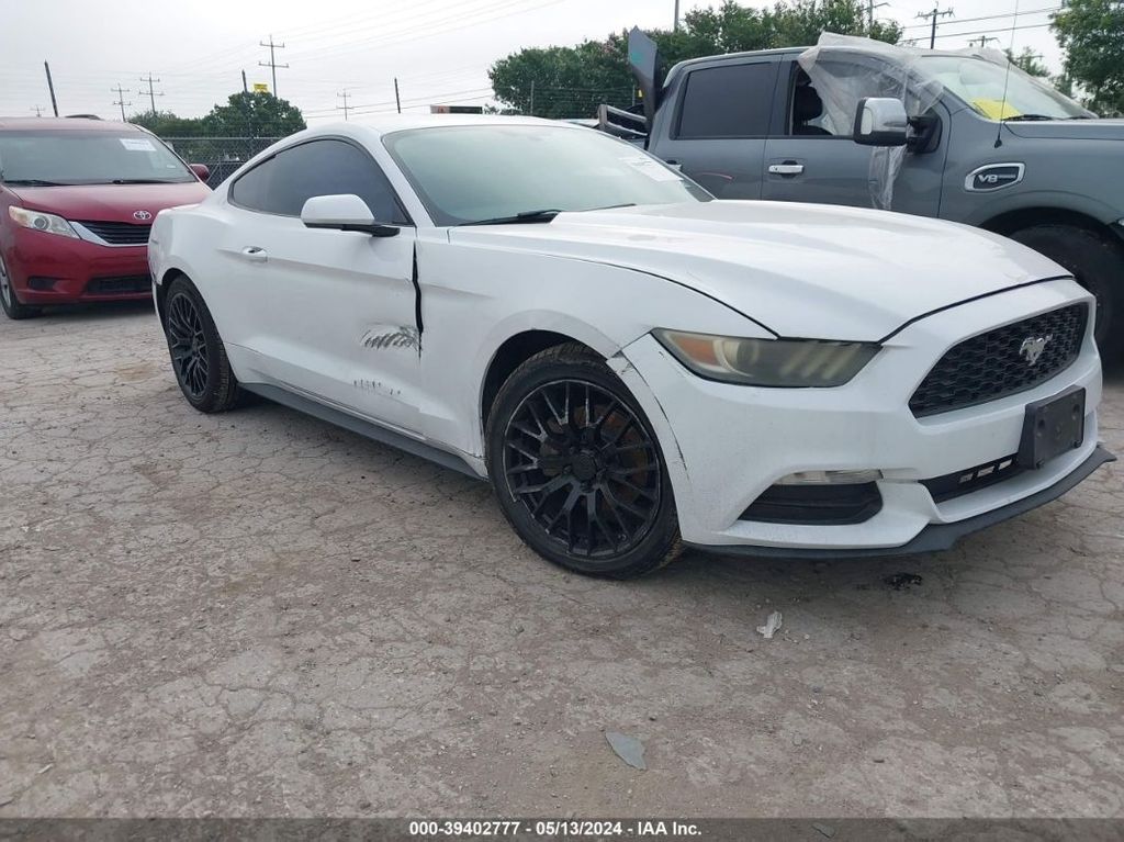 1FA6P8AM1G5252364-2016-ford-mustang