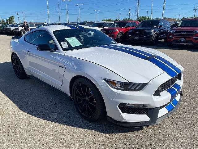 1FA6P8JZ7H5524915-2017-ford-mustang