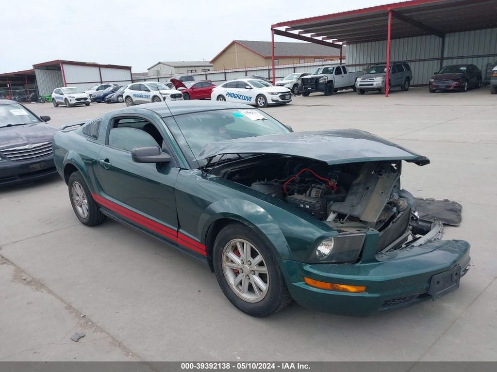1ZVFT80NX75338124-2007-ford-mustang