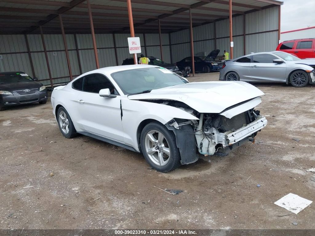 1FA6P8AM9G5327246-2016-ford-mustang