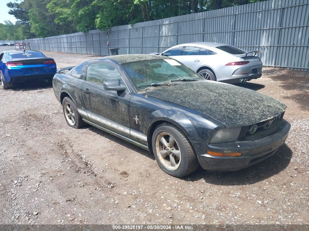 1ZVHT80N965186960-2006-ford-mustang
