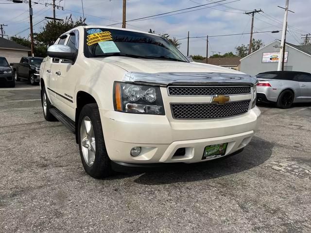 3GNTKGE70CG116148-2012-chevrolet-avalanche