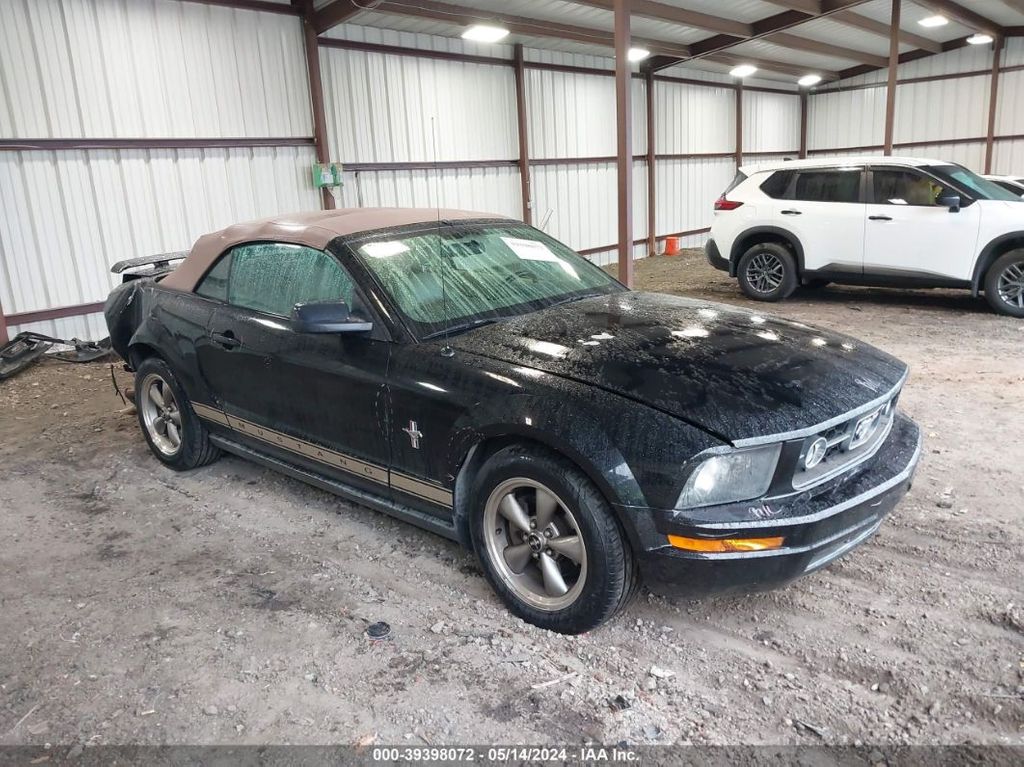 1ZVHT84N565250132-2006-ford-mustang