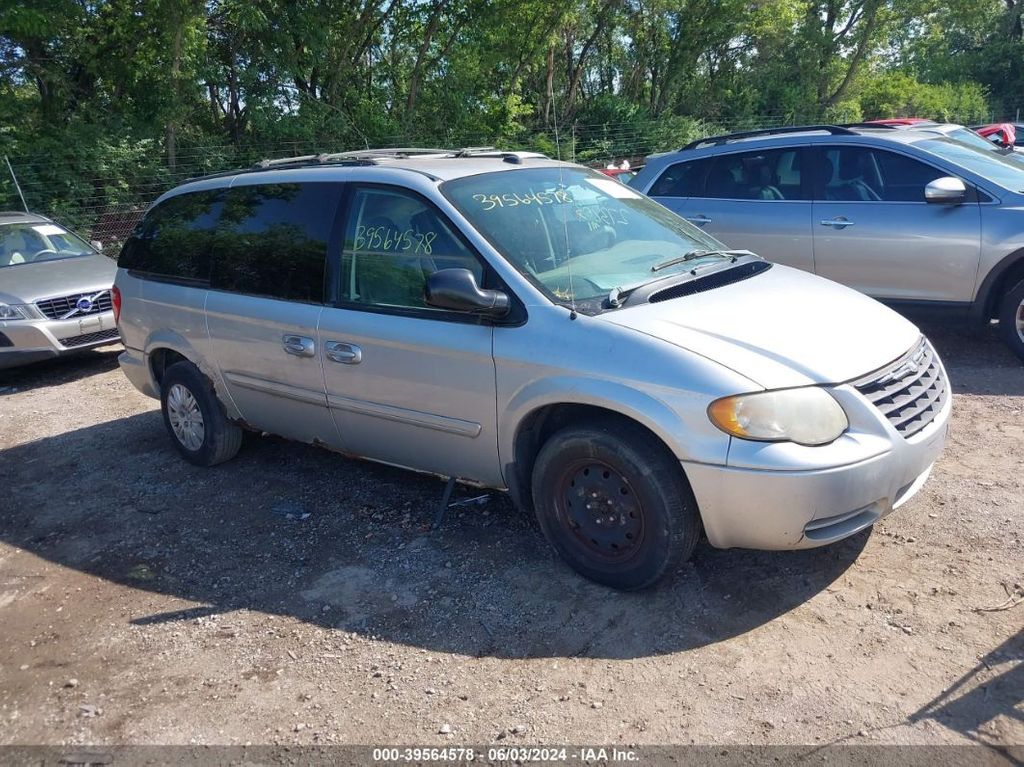 2C4GP44R95R520348-2005-chrysler-town-and-country