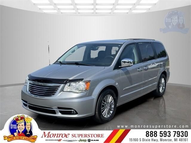 2C4RC1CG5GR207173-2016-chrysler-town-and-country