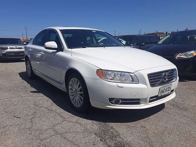 YV1952AS5D1166383-2013-volvo-s80