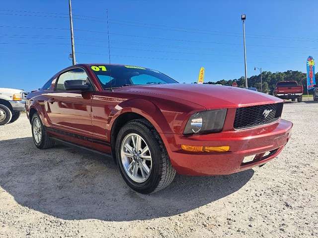 1ZVFT80N475270077-2007-ford-mustang