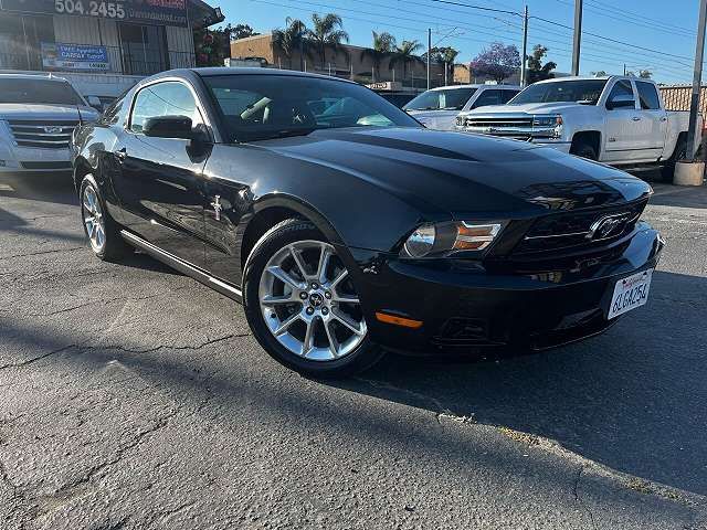 1ZVBP8AN3A5146441-2010-ford-mustang