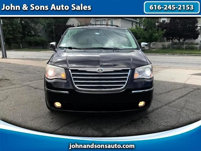 2A4RR7DX6AR435569-2010-chrysler-town-and-country