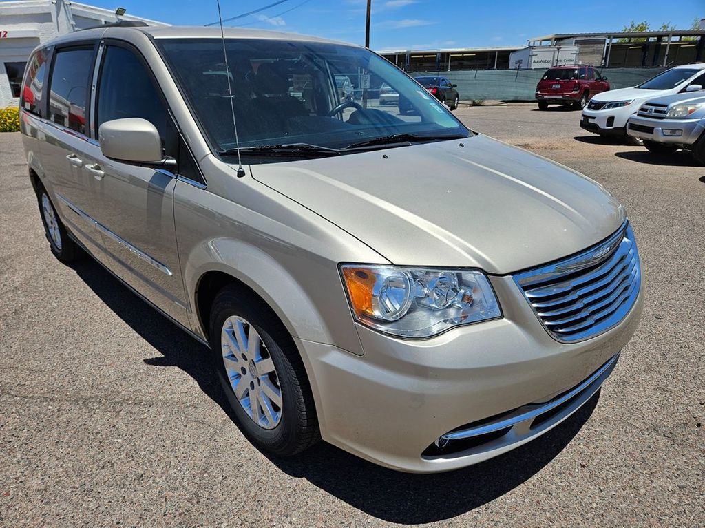2C4RC1BG5GR233421-2016-chrysler-town-and-country