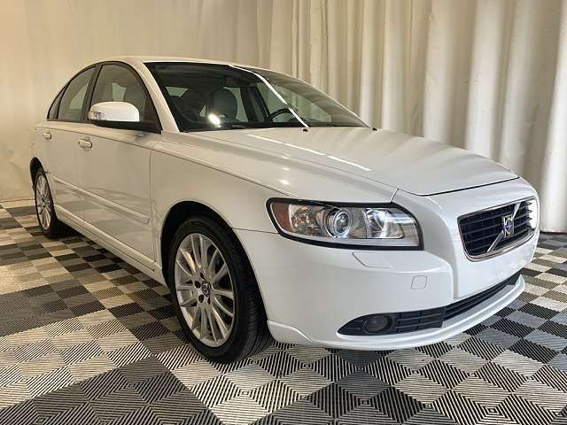 YV1390MS4A2507188-2010-volvo-s40
